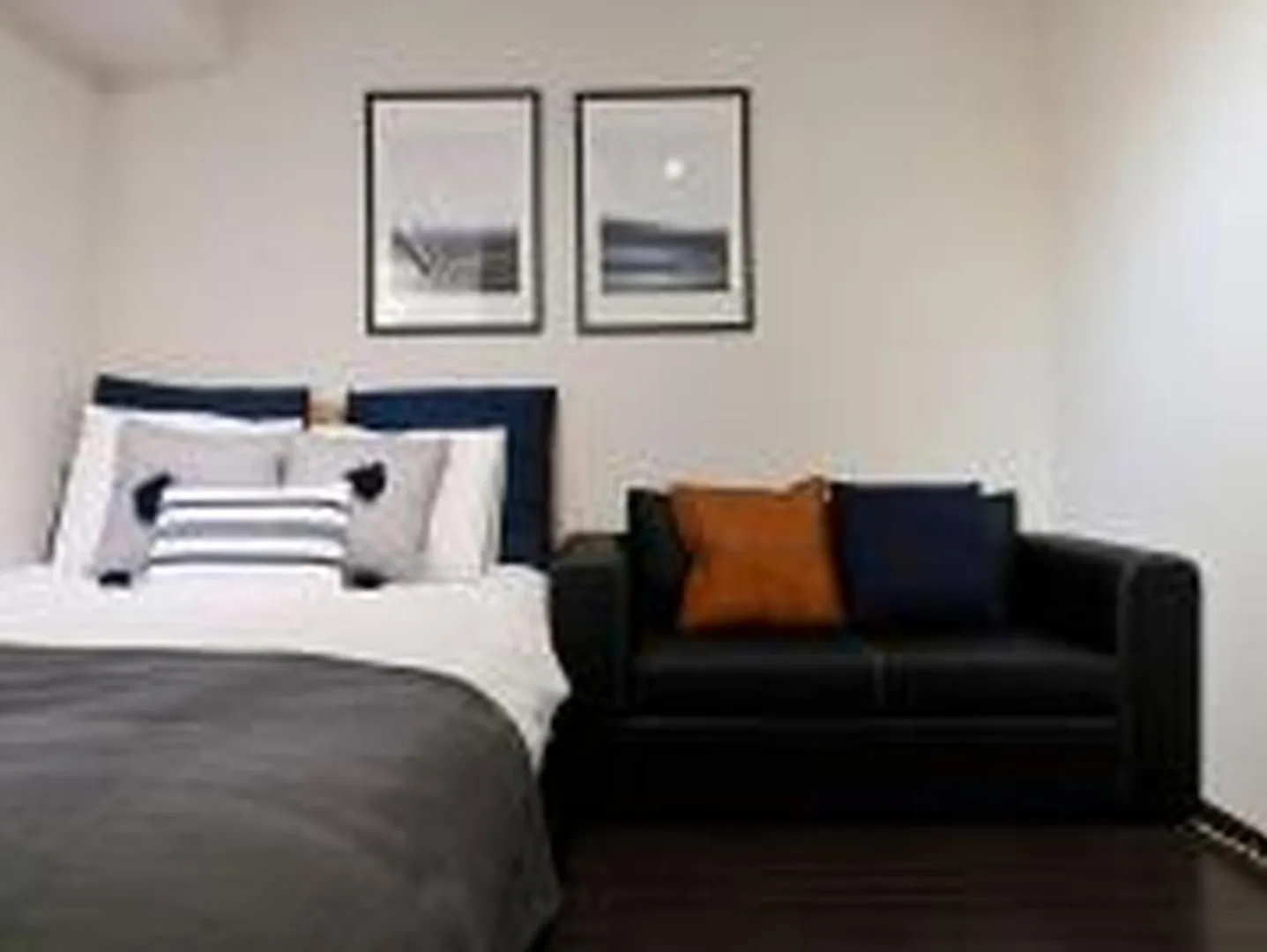 Apartment Ferienwohnung コンフィデンスロン401 Ōsaka Japan