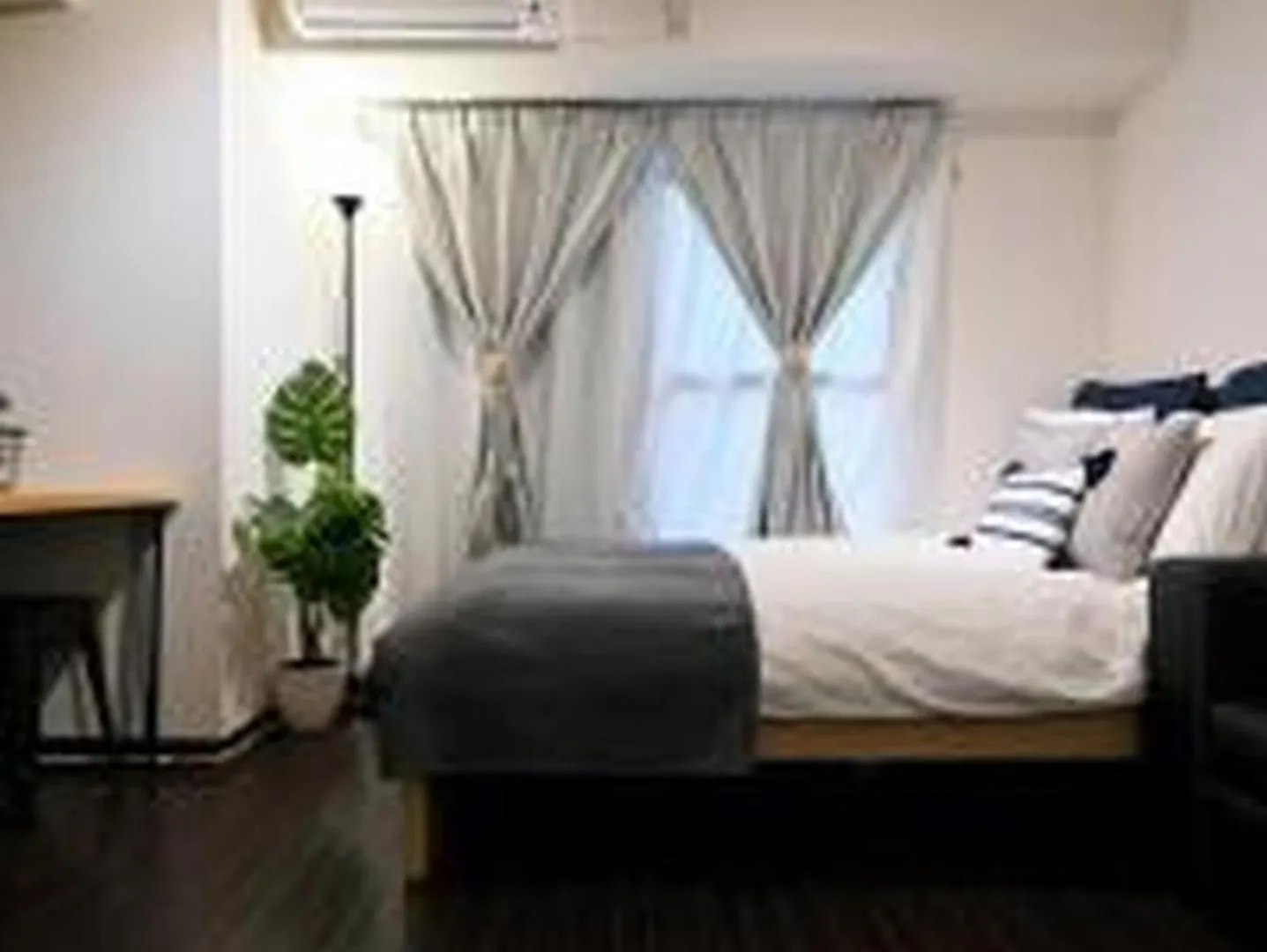 Ferienwohnung コンフィデンスロン401 Ōsaka