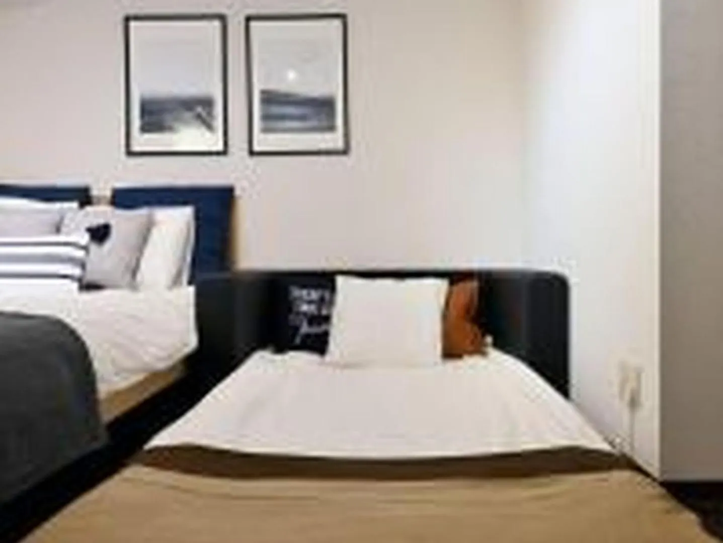 Ferienwohnung コンフィデンスロン401 Ōsaka Apartment